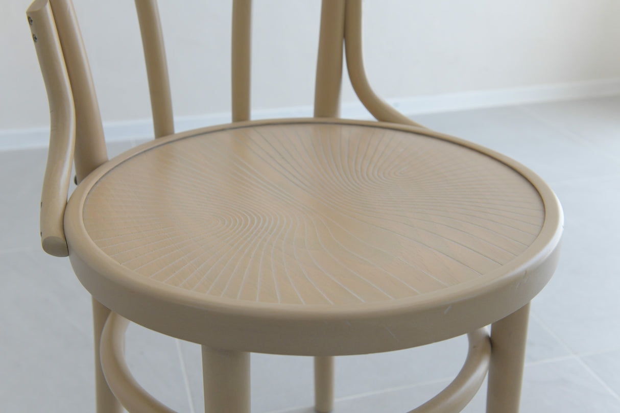 HUTTEN(ハッテン) 103/46 ダイニングチェア アンティーク 木製 カフェ 飲食店 店舗