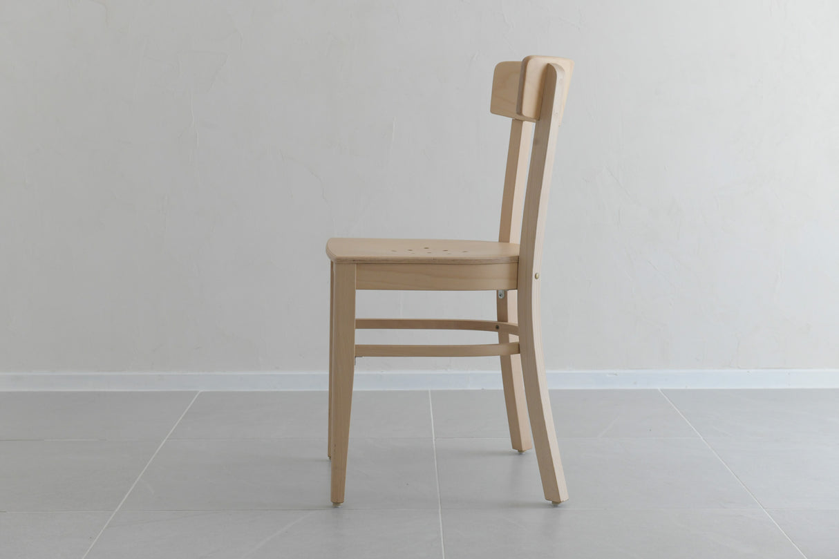 HUTTEN(ハッテン) 190/46 ダイニングチェア 木目 ナチュラル 北欧 カフェ 飲食店 店舗