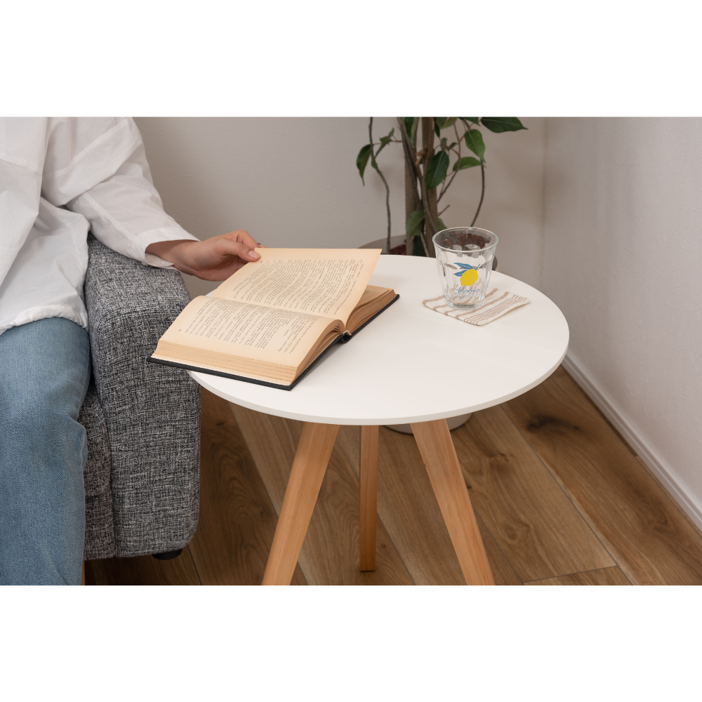 ラウンドサイドテーブル