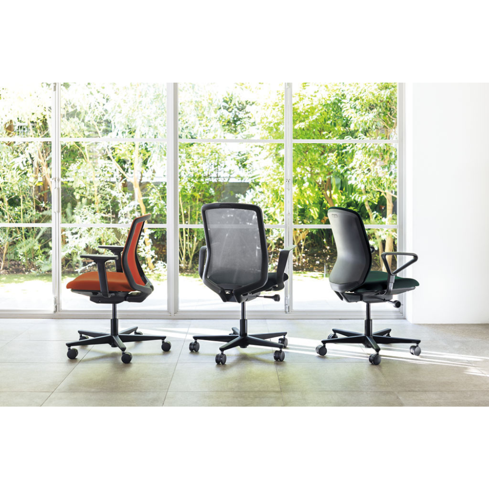 UCHIDA(内田洋行) CARISSA2(カリッサ2) ミドルバック ツートン 座ブラックタイプ