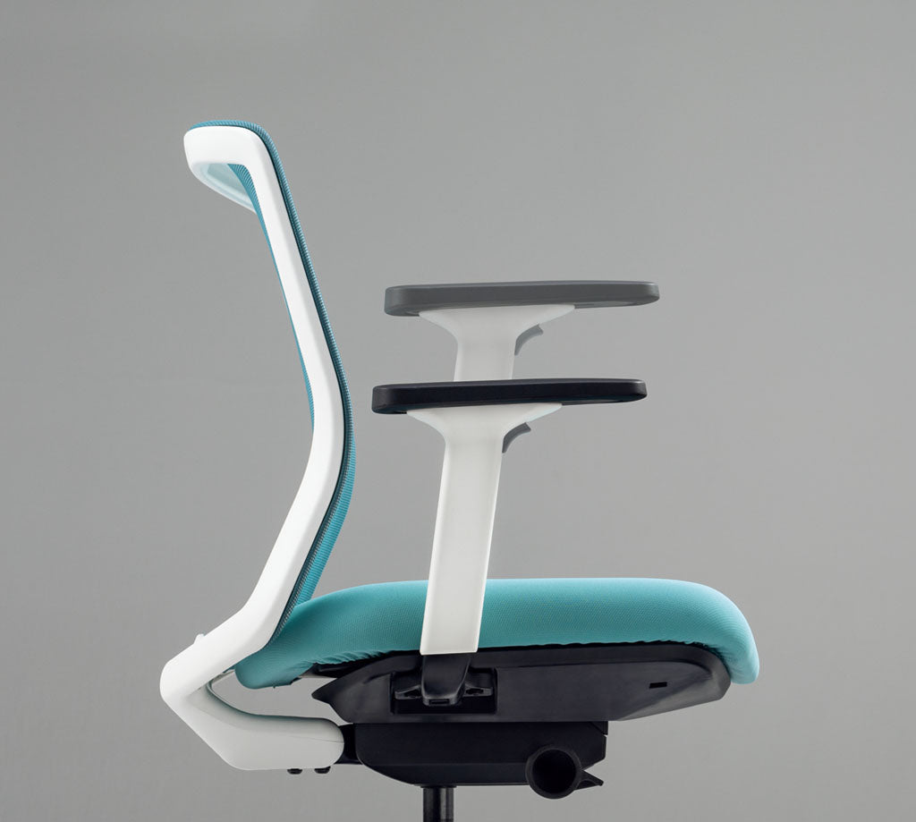 内田洋行 CARISSA2(カリッサ2) ミドルバック ツートン背ライトグレイタイプ メッシュチェア